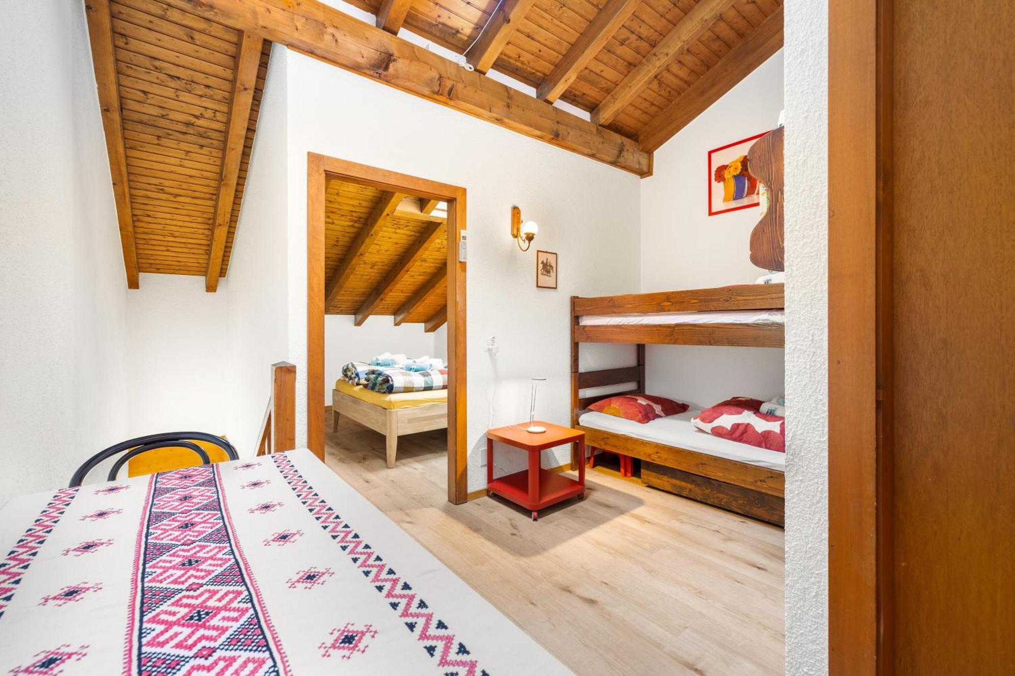 Appartamento Duplex Cosy Aux Bains De Saillon Esterno foto