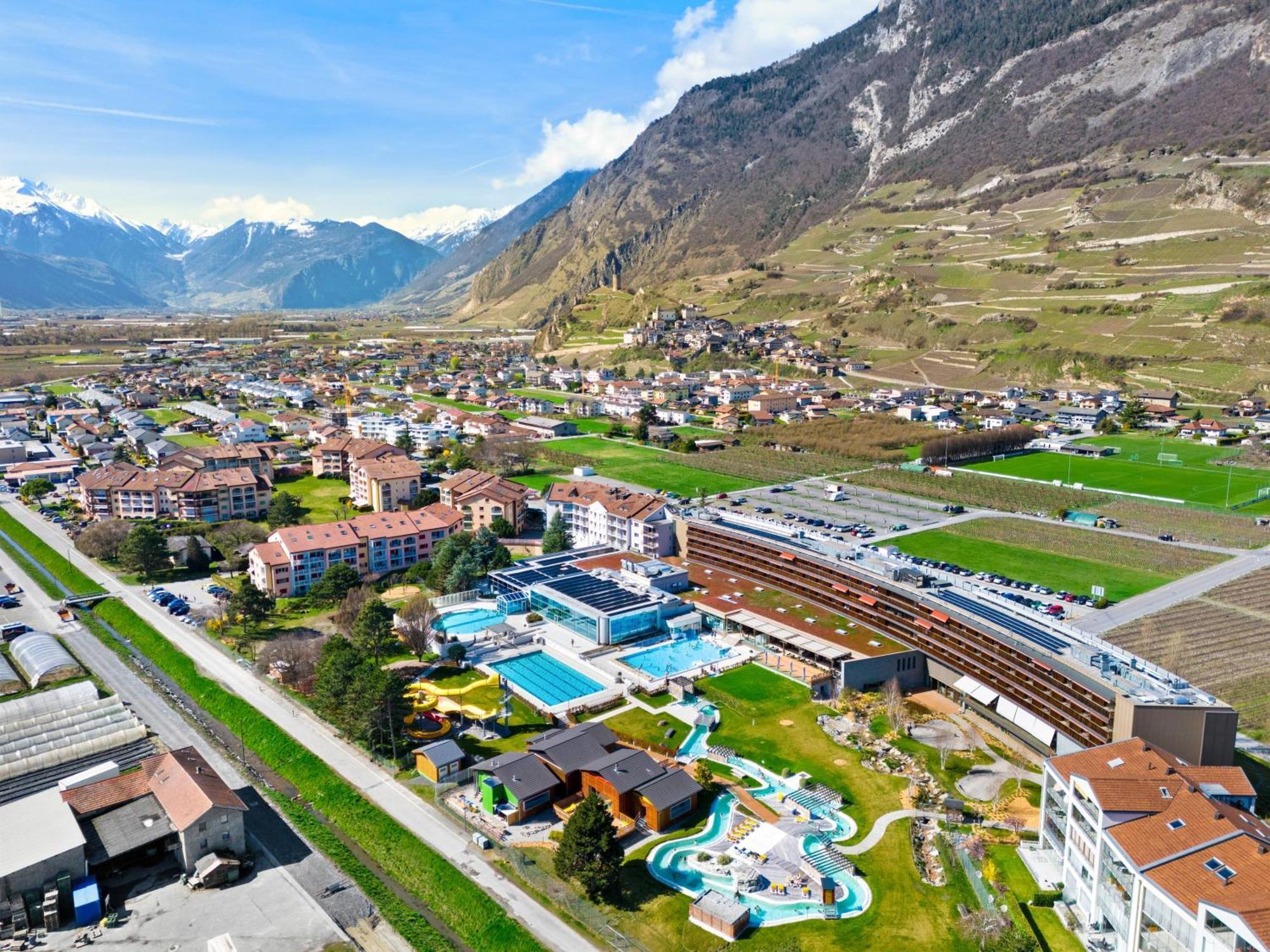 Appartamento Duplex Cosy Aux Bains De Saillon Esterno foto